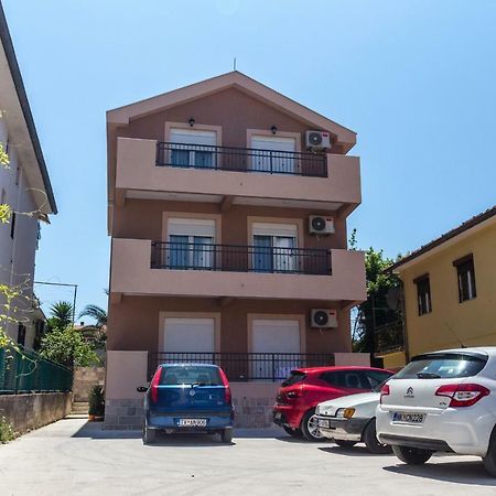 Fort City Apartments Tivat Exterior photo