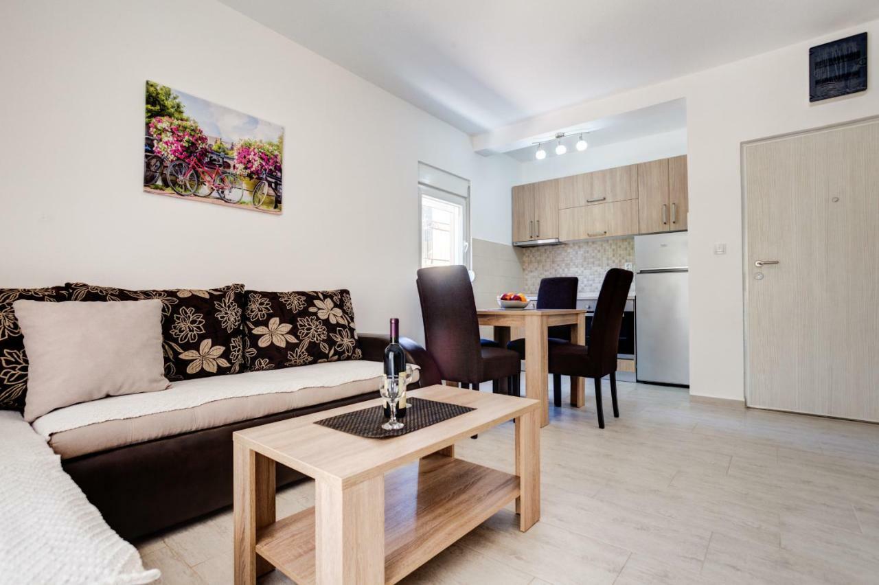 Fort City Apartments Tivat Exterior photo